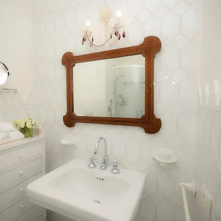 Annabelle SantʼAgata sui Due Golfi