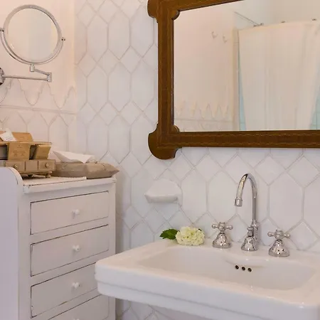 Annabelle SantʼAgata sui Due Golfi