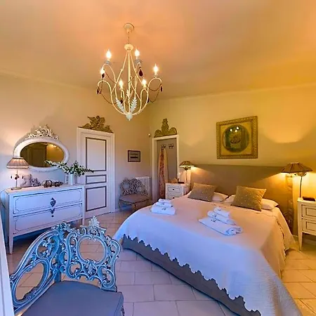 Annabelle 4* SantʼAgata sui Due Golfi