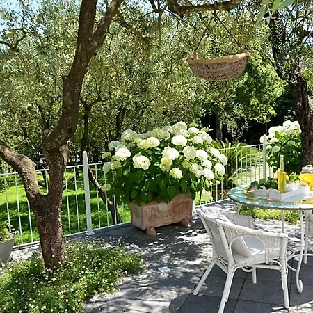 Bed and breakfast Annabelle SantʼAgata sui Due Golfi