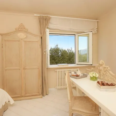Annabelle Bed & Breakfast Sant'Agata sui due Golfi