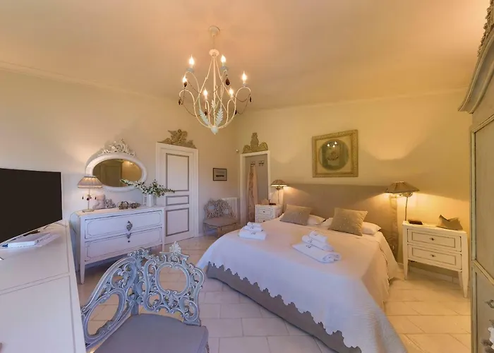 Annabelle Bed & Breakfast 4*